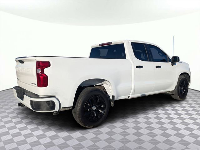 Used 2024 Chevrolet Silverado 1500 Custom image 3