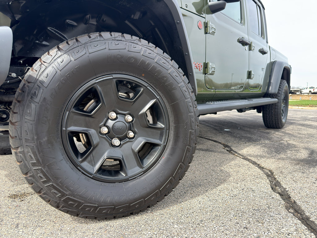 Used 2021 Jeep Gladiator Mojave w/ Uconnect 4C Nav & Sound Group AWD/4WD image 10