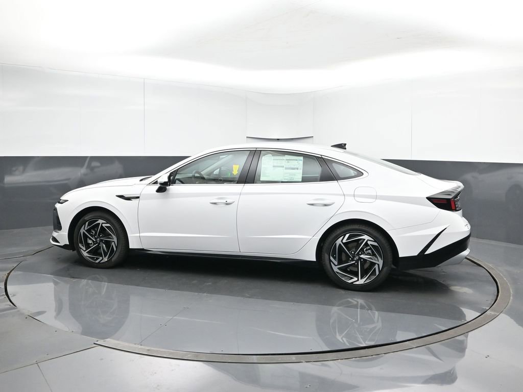 New 2026 Hyundai Sonata SEL image 3