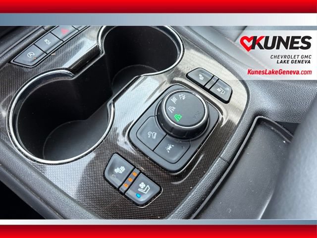 Used 2023 GMC Acadia AT4 w/ GMC Pro Grade Package AWD/4WD image 19