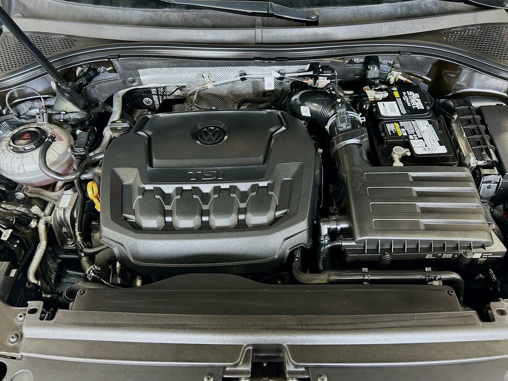 Used 2022 Volkswagen Tiguan SE R-Line FWD image 29