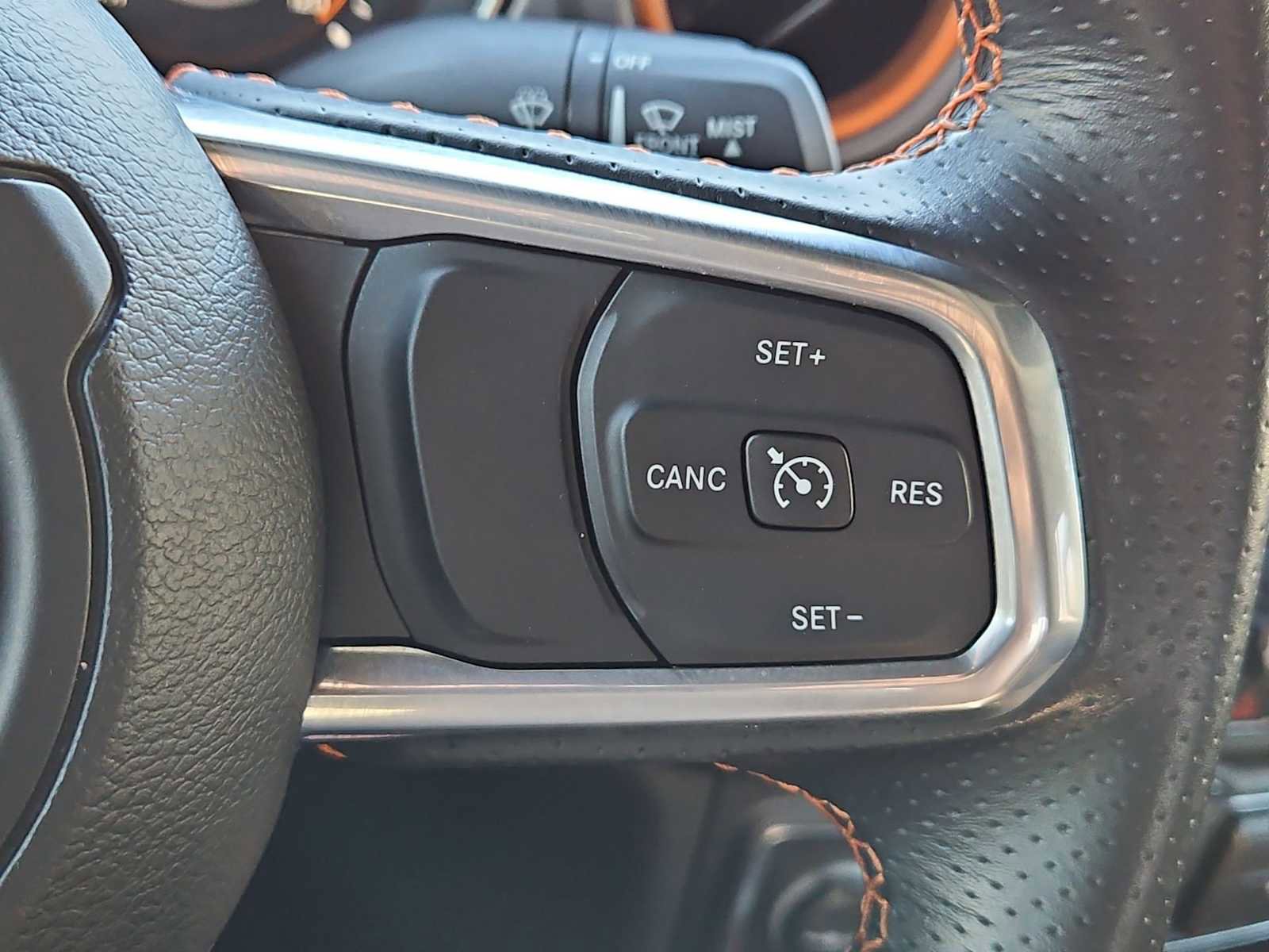 Used 2023 Jeep Gladiator Mojave image 37