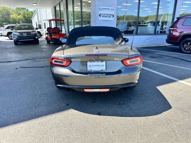 Used 2018 FIAT 124 Spider Classica w/ Technology & Siriusxm Group image 9