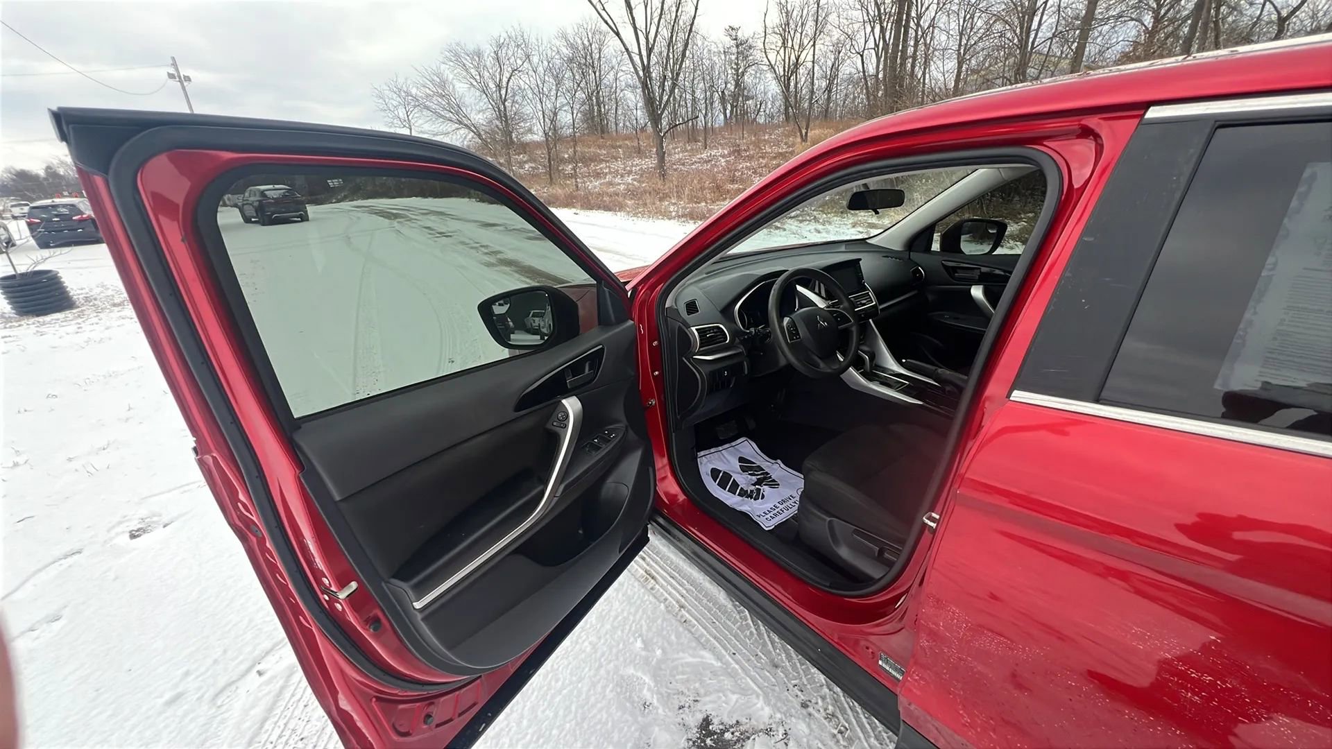 Used 2020 Mitsubishi Eclipse Cross ES image 15