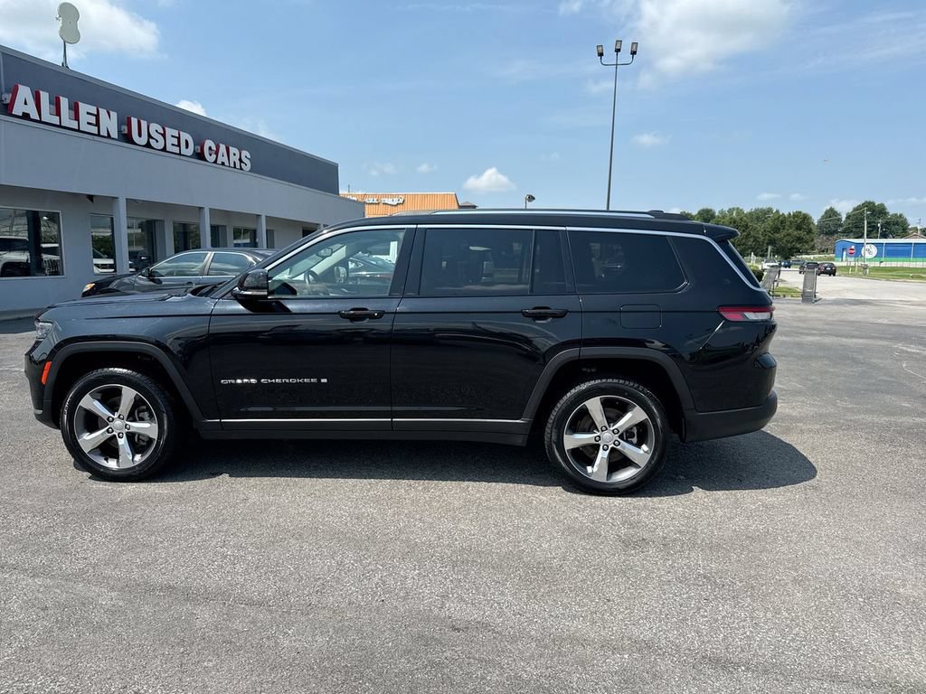 Used 2021 Jeep Grand Cherokee L Limited AWD/4WD image 11
