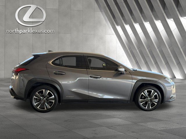 Used 2019 Lexus UX 250h w/ Premium Package AWD/4WD image 4