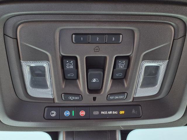 Used 2022 GMC Sierra 2500 Denali w/ Denali Ultimate Package image 18