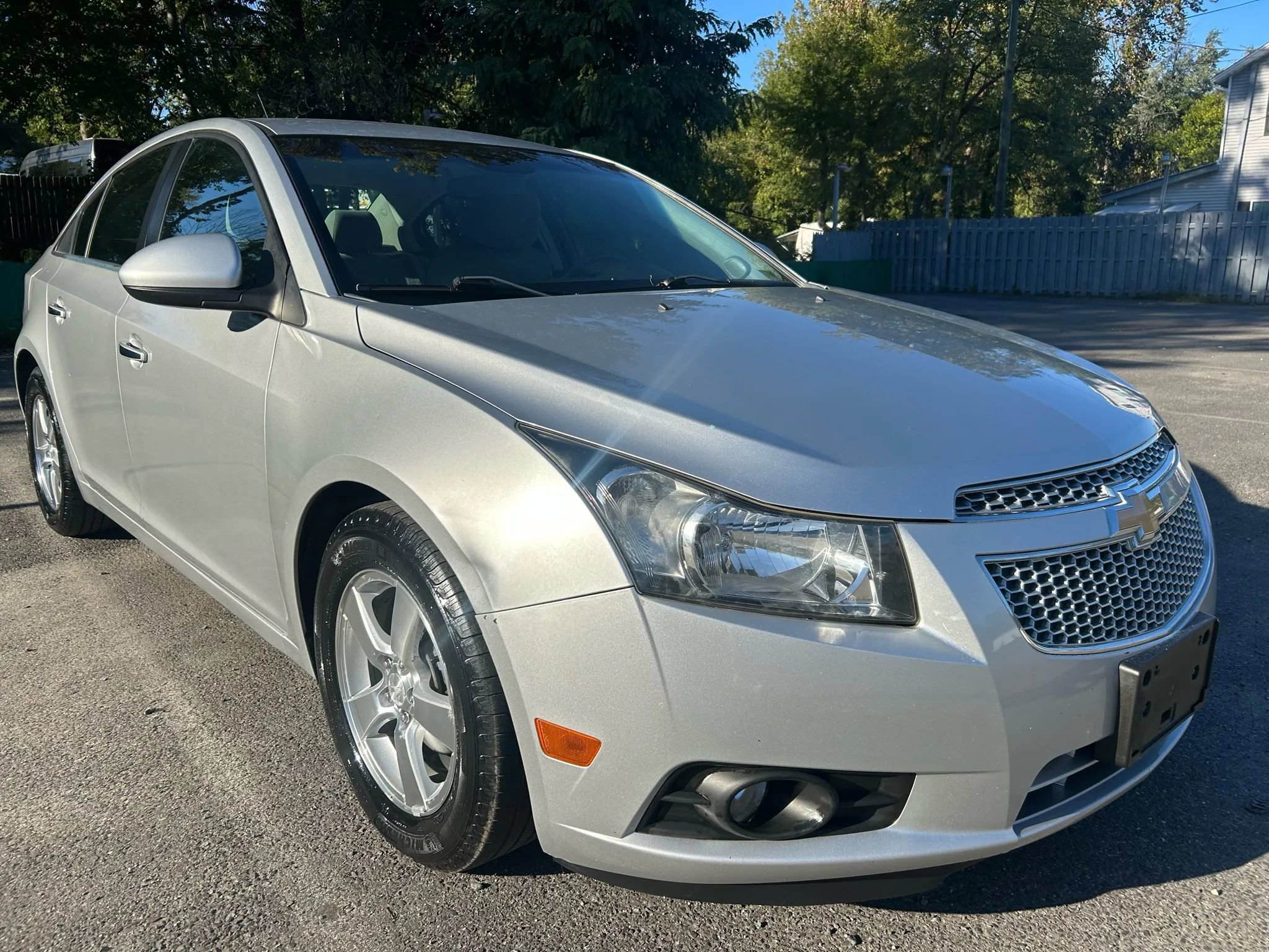 Used 2012 Chevrolet Cruze LT image 3