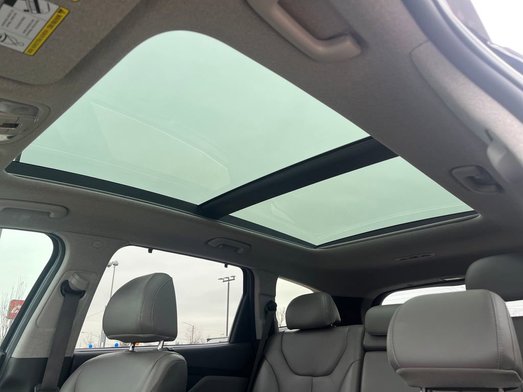 Used 2020 Hyundai Santa Fe Limited image 30