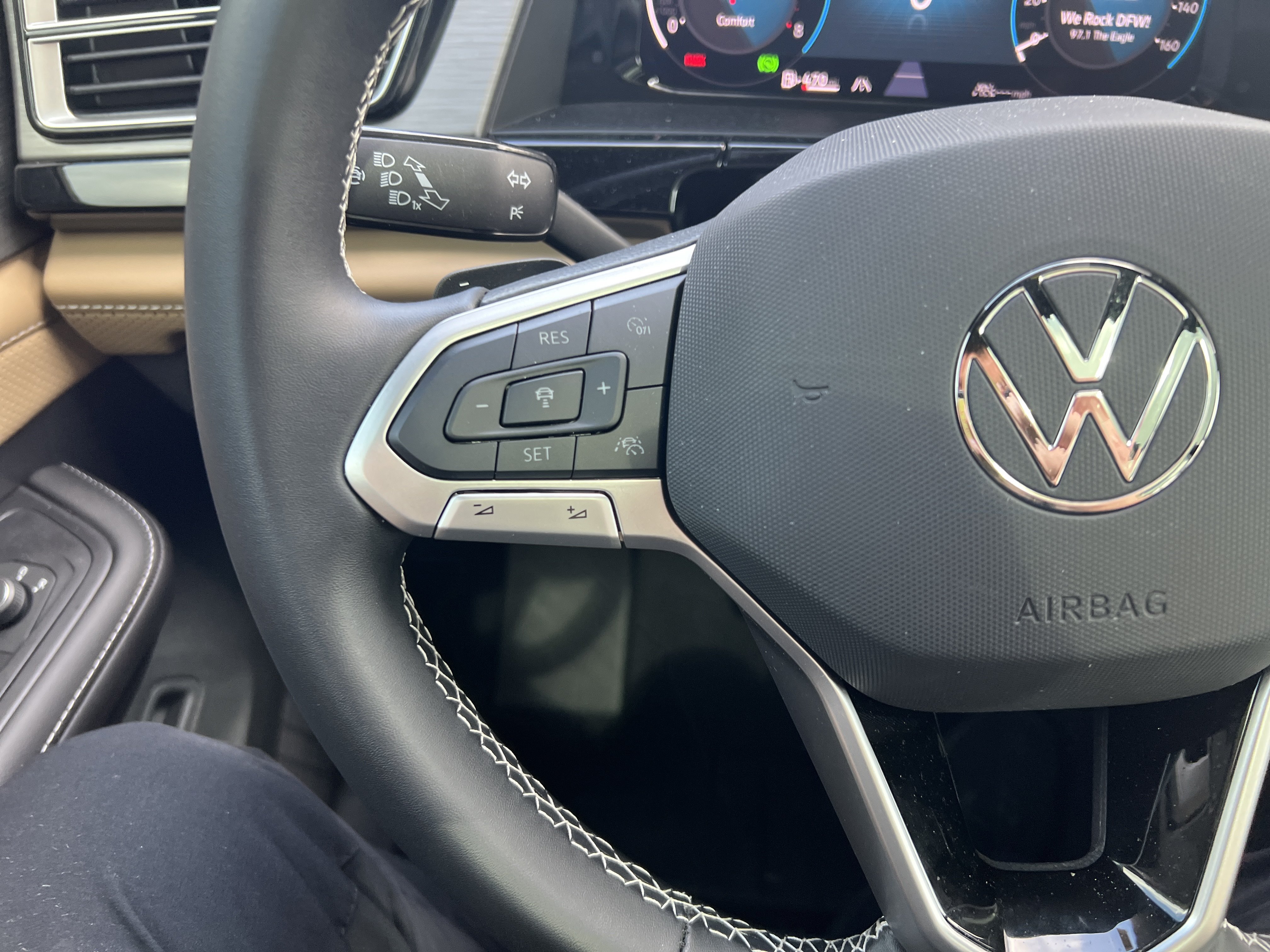 Certified 2026 Volkswagen Atlas Cross Sport SE FWD image 15
