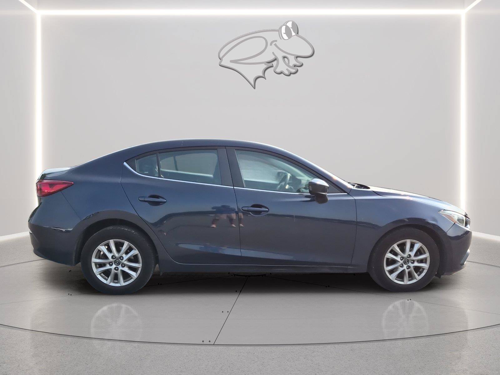 Used 2016 MAZDA MAZDA3 i Sport w/ Preferred Equipment Package FWD image 6