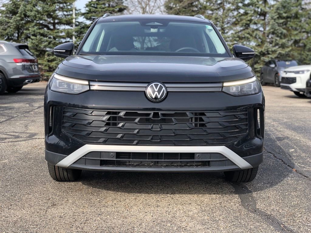 New 2026 Volkswagen Tiguan S AWD/4WD image 2