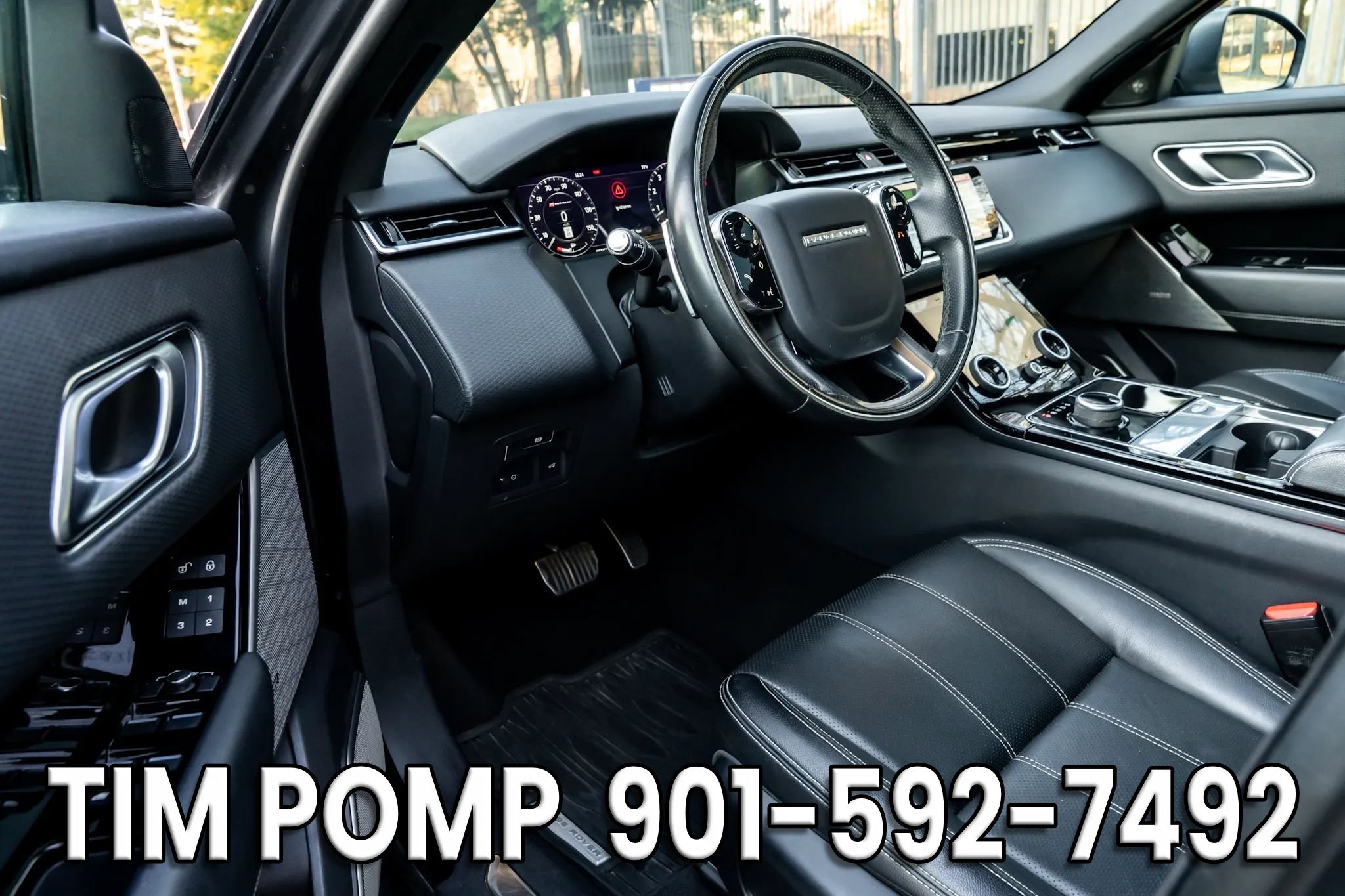 Used 2019 Land Rover Range Rover Velar R-Dynamic SE image 10