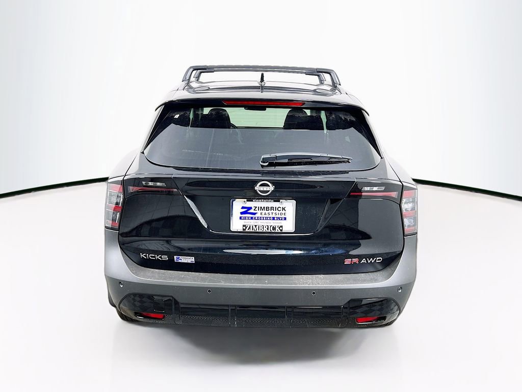 New 2026 Nissan Kicks SR w/ SR Premium Package AWD/4WD image 18