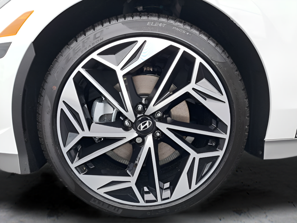 New 2025 Hyundai Ioniq 6 SEL AWD/4WD image 9