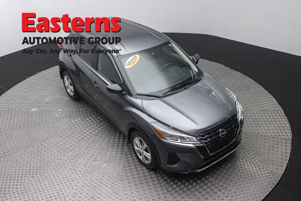 Used 2024 Nissan Kicks S FWD image 3