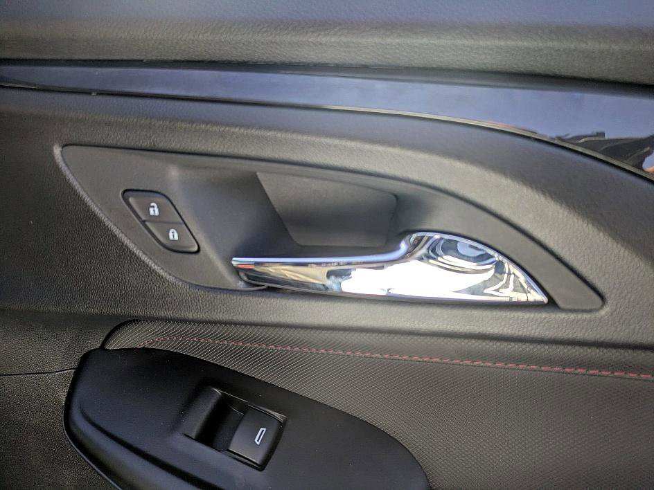 Used 2023 Chevrolet TrailBlazer RS image 35