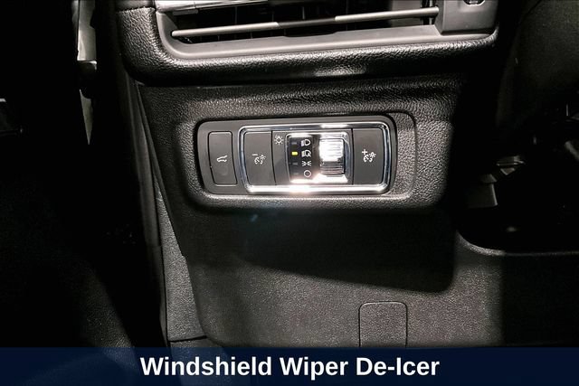 Used 2022 Lincoln Corsair AWD w/ Elements Package image 22