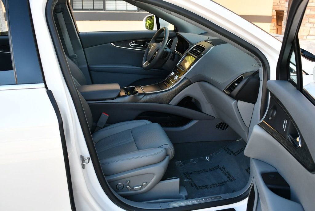 Used 2019 Lincoln Nautilus Reserve image 50