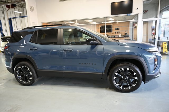 New 2026 Chevrolet Equinox RS w/ LPO, Floor Liner Package image 4