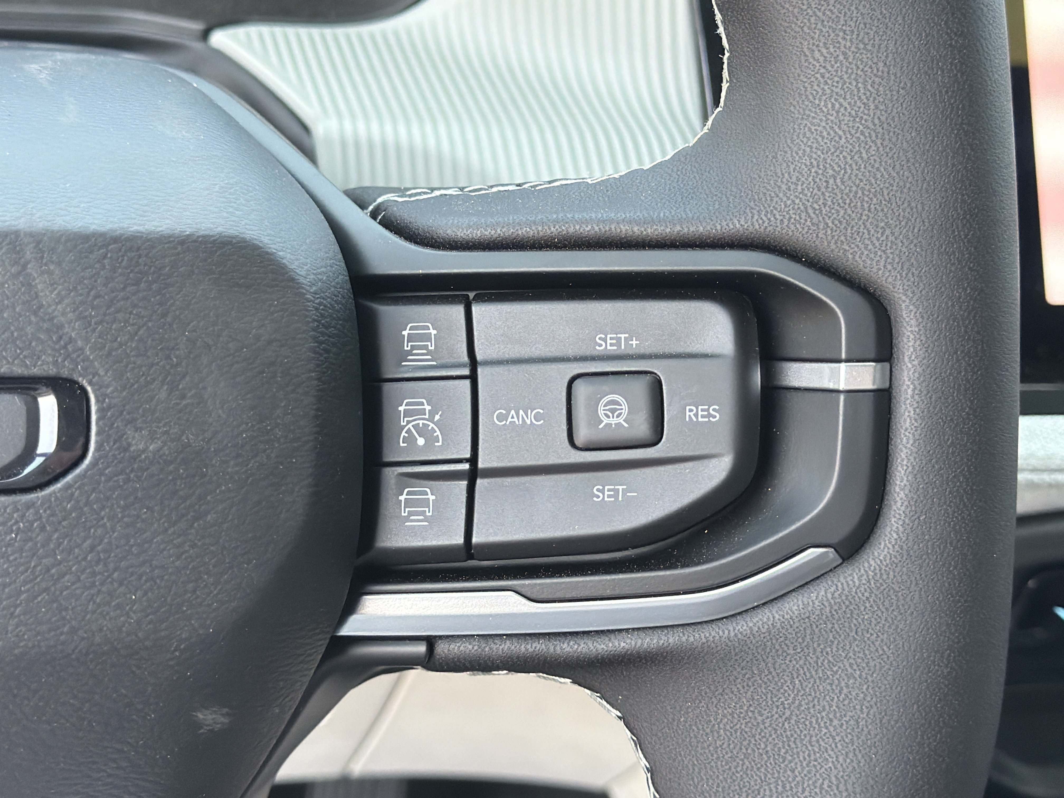 New 2026 Jeep Cherokee Laredo AWD/4WD image 26