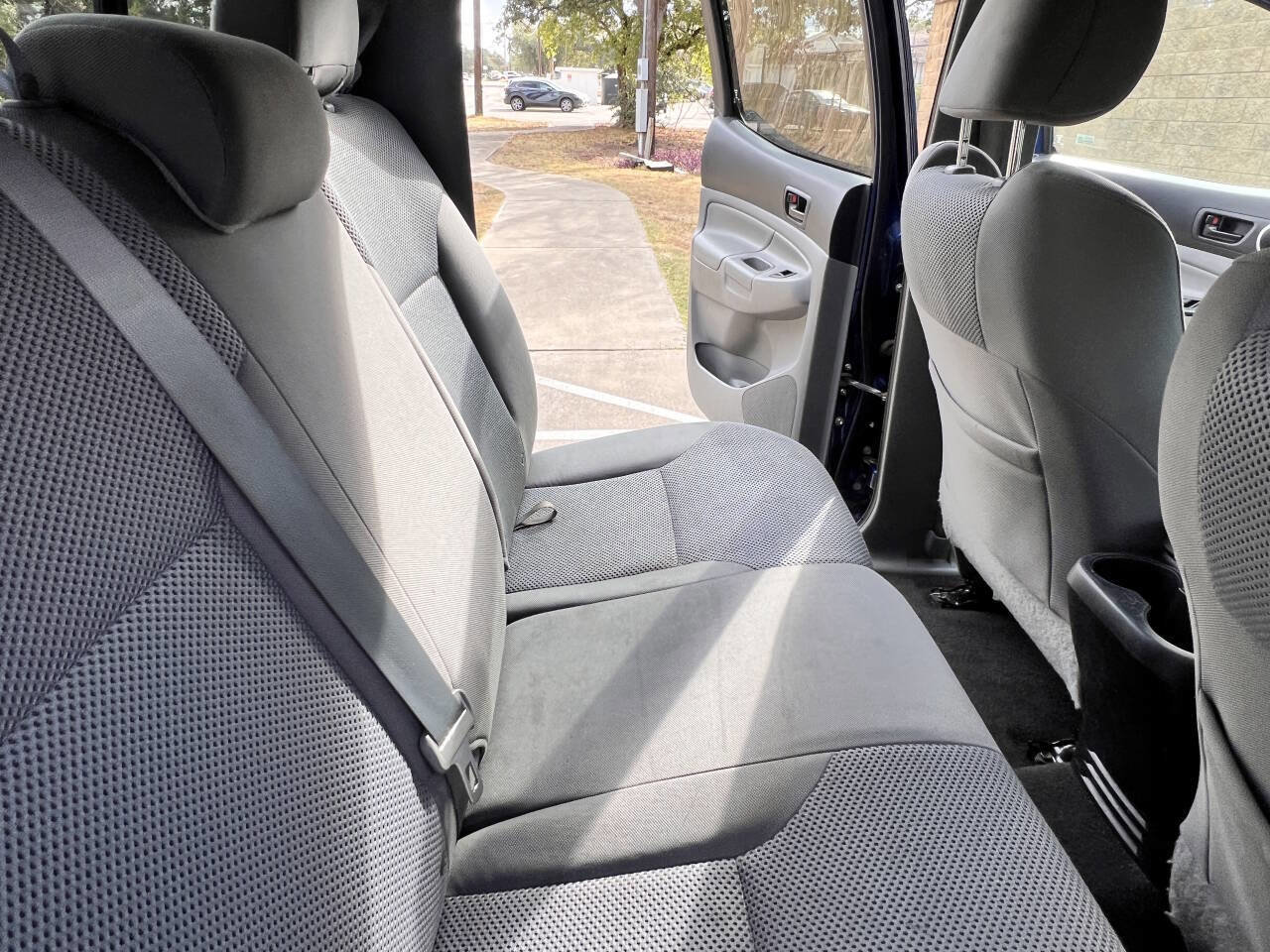 Used 2014 Toyota Tacoma PreRunner w/ TRD Sport Package image 27