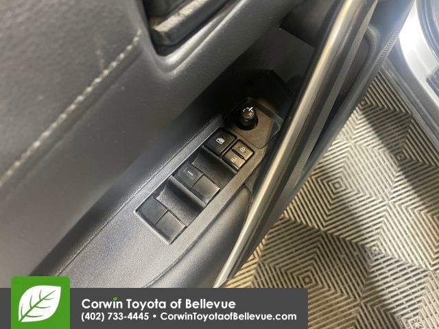 Certified 2023 Toyota Corolla Cross SE image 11