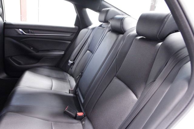 Used 2020 Honda Accord Sport image 16