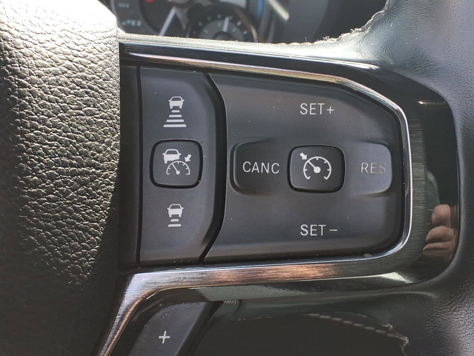 Certified 2022 RAM 1500 Limited image 14