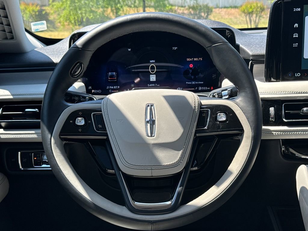 Used 2025 Lincoln Aviator Reserve w/ Jet Appearance Package image 15