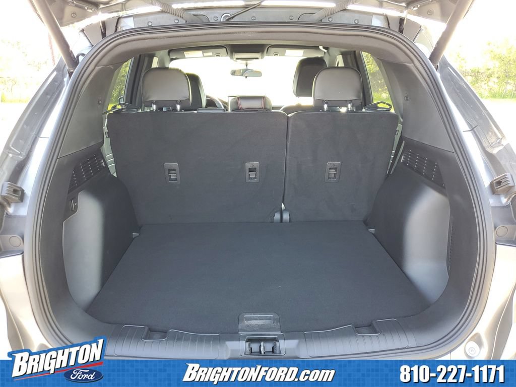 Used 2024 Ford Escape ST-Line w/ Tech Pack #1 AWD/4WD image 7