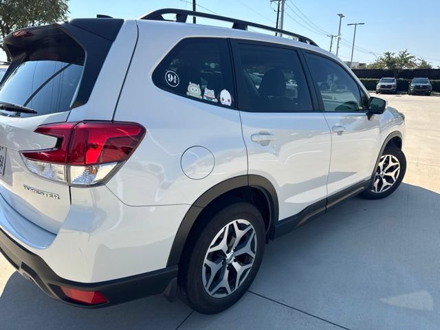 Certified 2024 Subaru Forester Premium AWD/4WD image 4