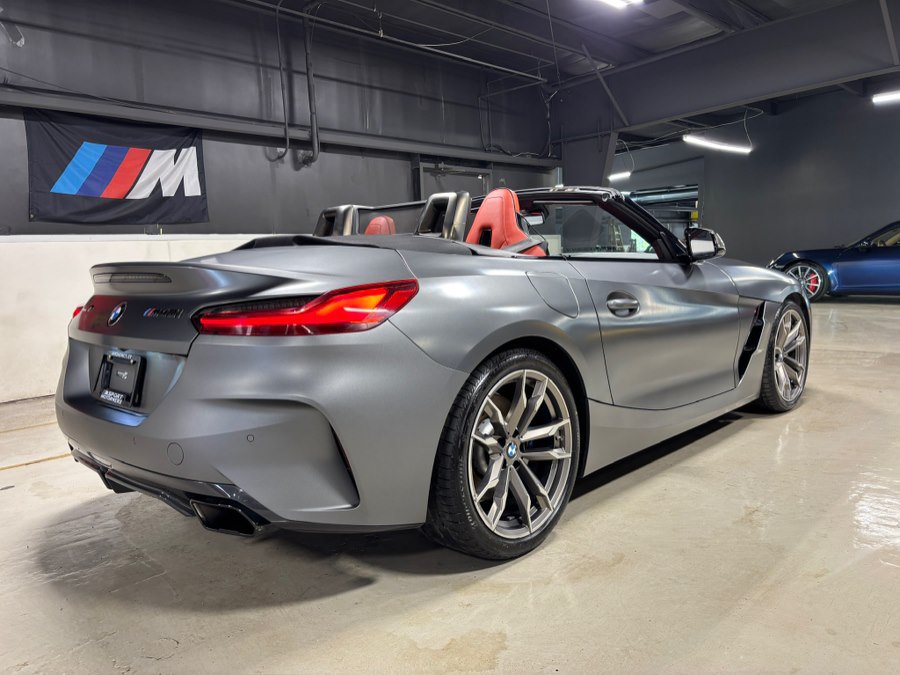 Used 2020 BMW Z4 M40i w/ Executive Package RWD image 2
