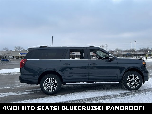 New 2025 Ford Expedition Max Active image 24