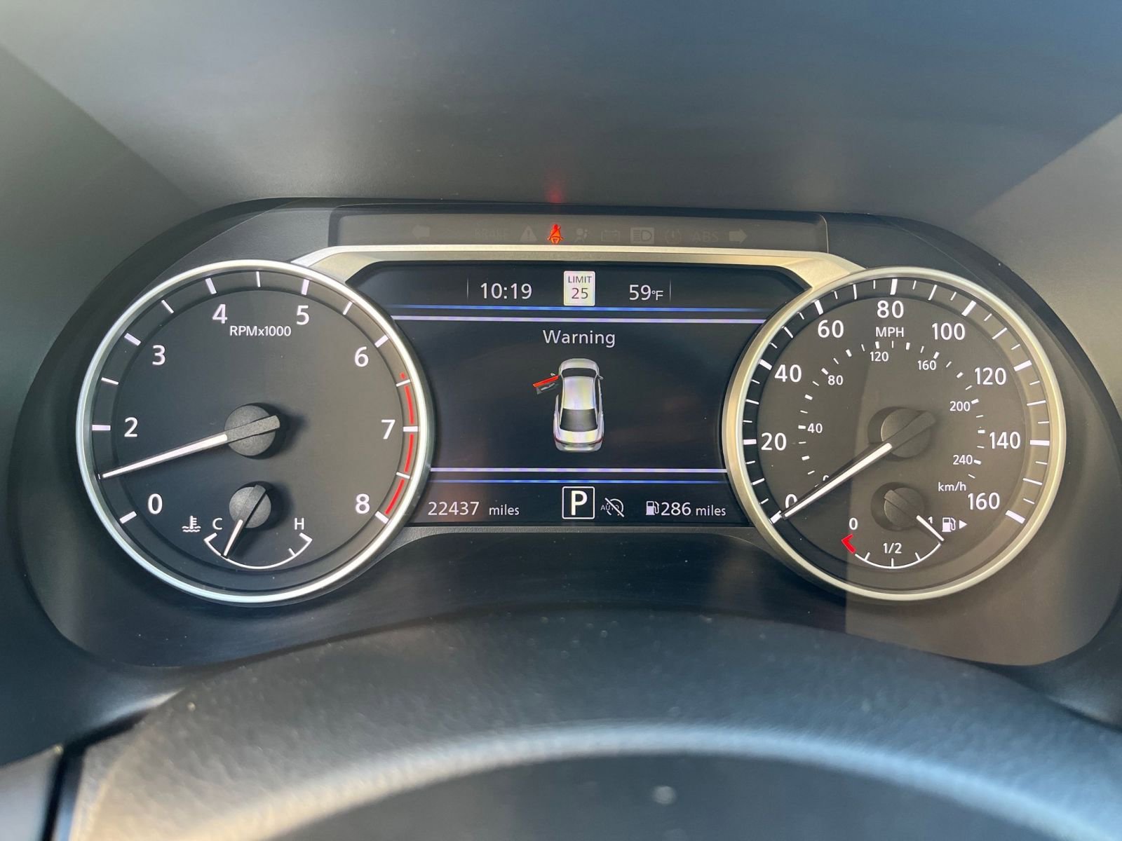 Used 2025 Nissan Sentra SV FWD image 38