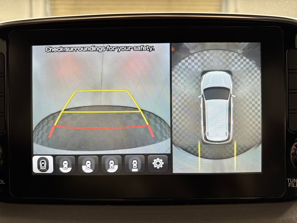 Used 2020 Hyundai Santa Fe Limited image 16