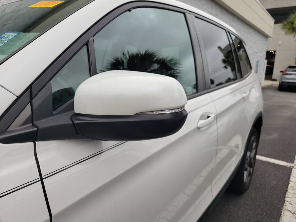Used 2023 Honda Passport EX-L image 6