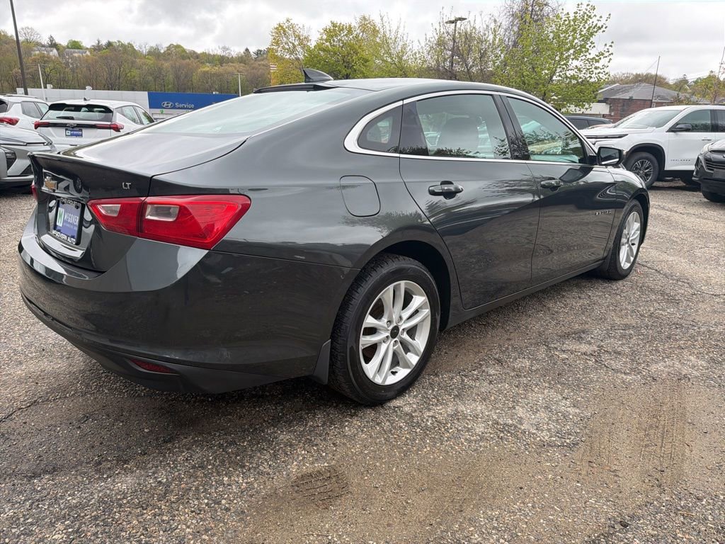 Used 2018 Chevrolet Malibu LT FWD image 6