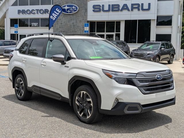 New 2026 Subaru Forester Premium AWD/4WD image 1
