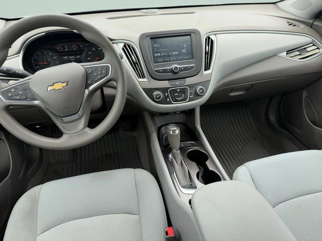 Used 2018 Chevrolet Malibu LS FWD image 16