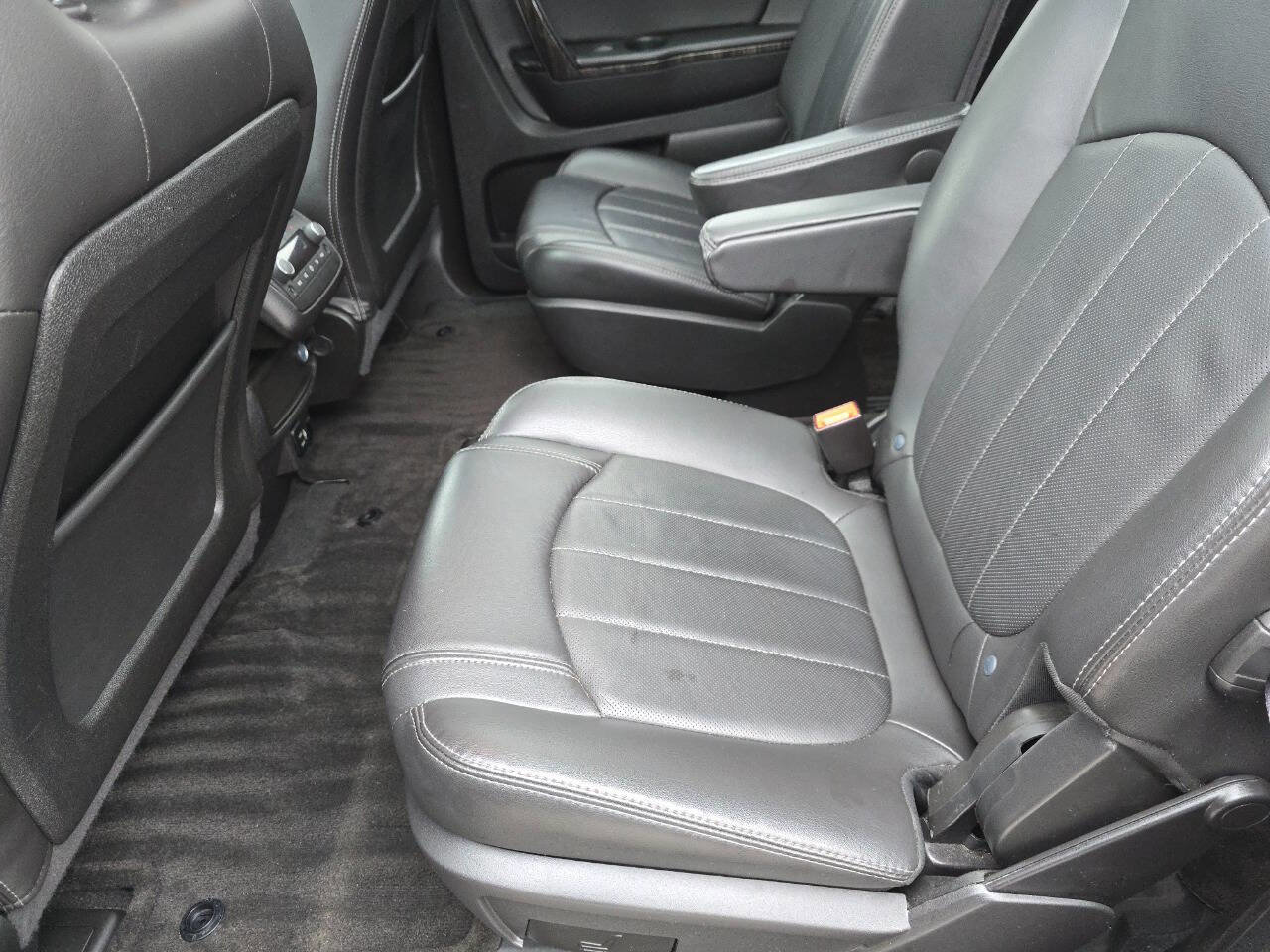 Used 2017 GMC Acadia Limited SLT image 25