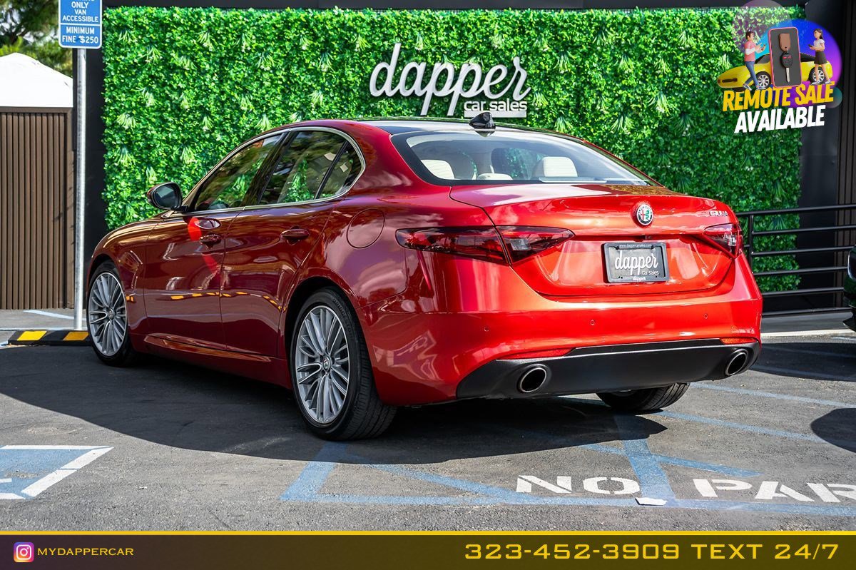 Used 2018 Alfa Romeo Giulia Ti w/ Quick Order Package 22Z Lusso image 7
