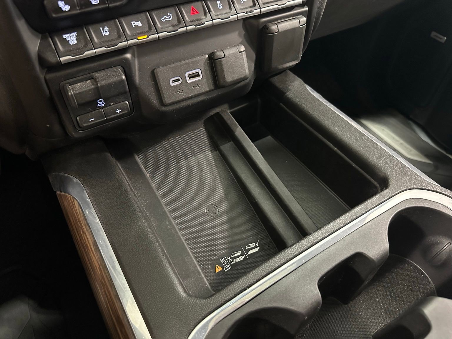 Used 2021 Chevrolet Silverado 3500 High Country image 33