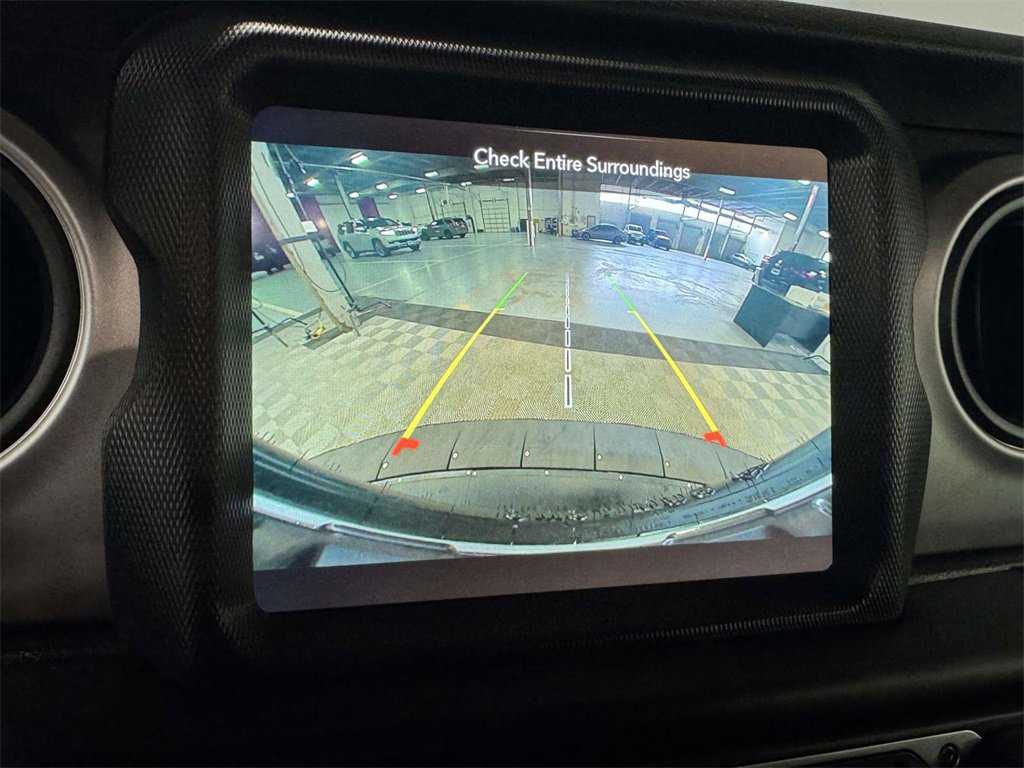 Used 2021 Jeep Wrangler Unlimited Sport image 24