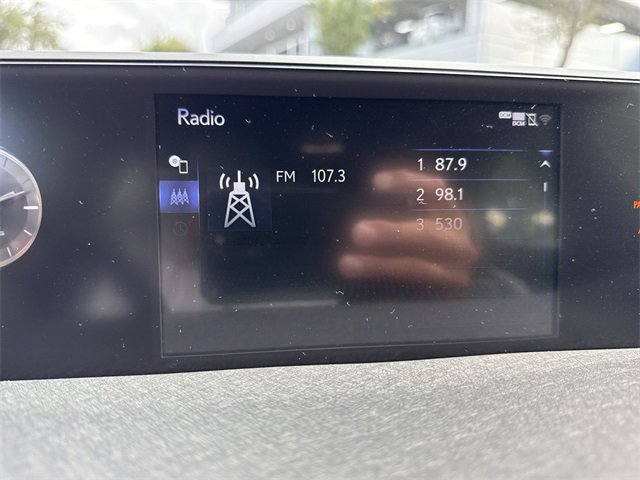 Used 2020 Lexus UX 250h 250h Base image 16