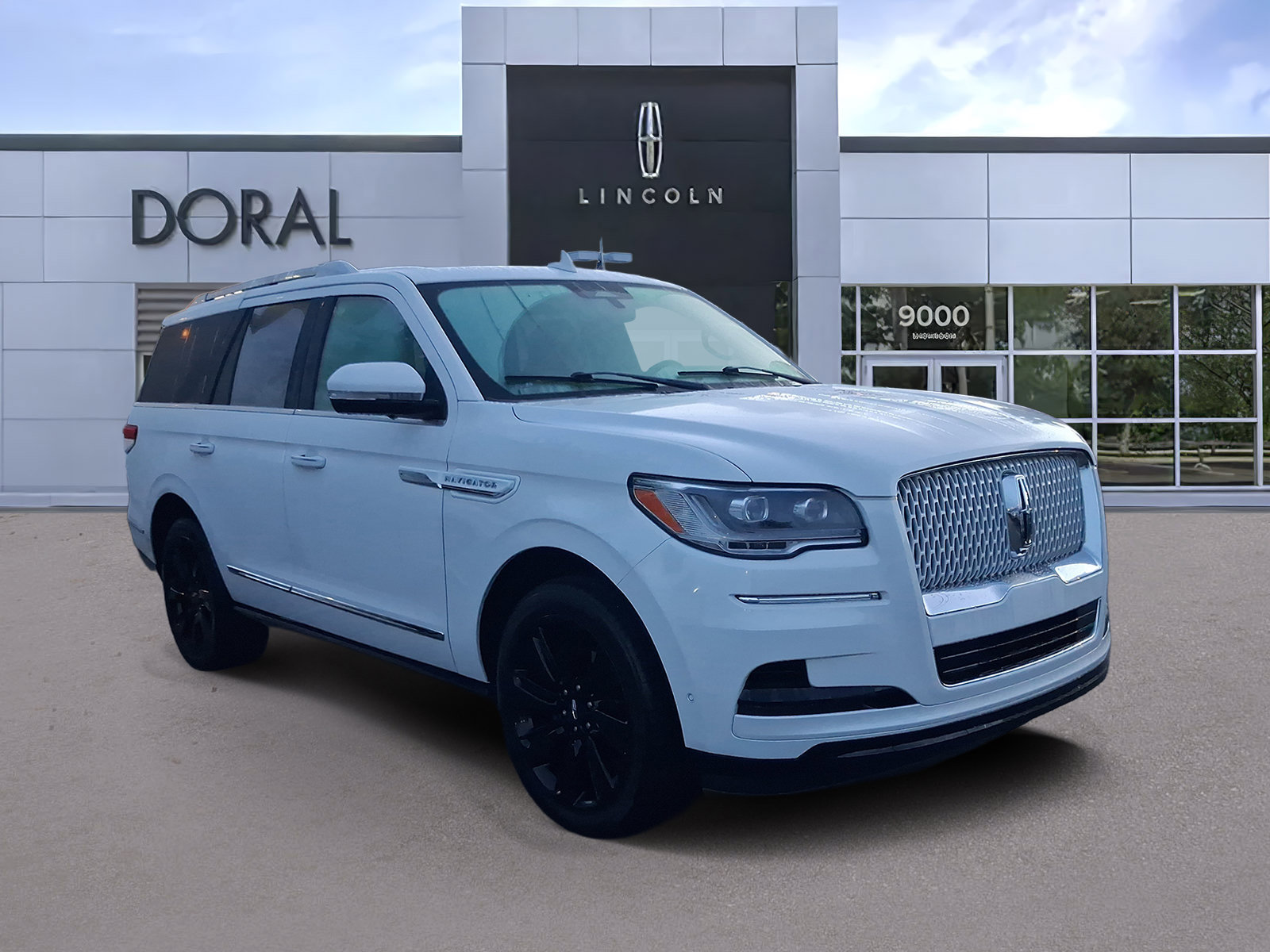Used 2023 Lincoln Navigator Reserve w/ Monochromatic Package