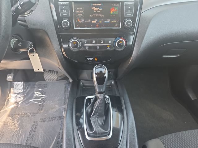 Used 2021 Nissan Rogue Sport S FWD image 11