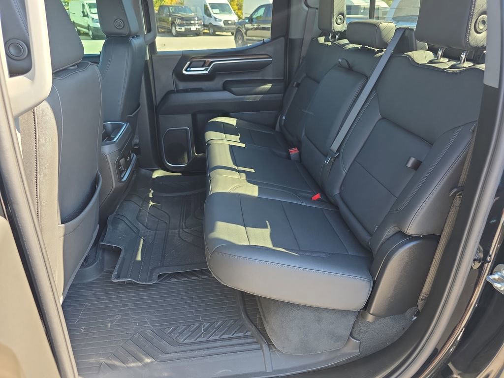 Used 2025 Chevrolet Silverado 1500 RST image 29