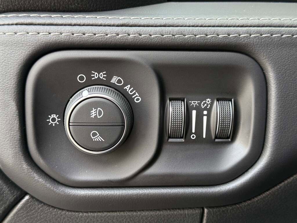 New 2026 RAM 2500 Limited image 30