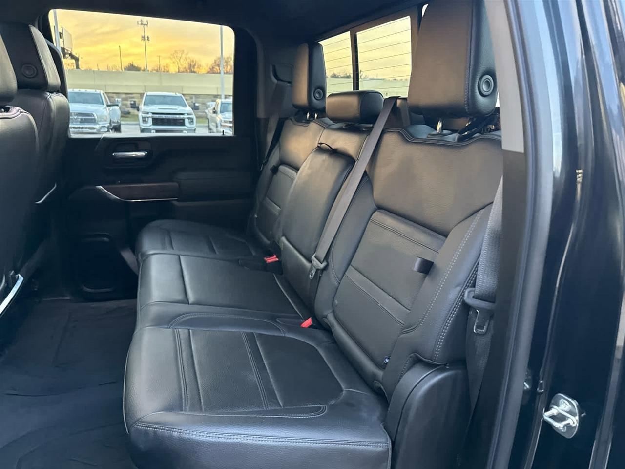 Used 2022 GMC Sierra 2500 Denali w/ Denali Ultimate Package AWD/4WD image 21